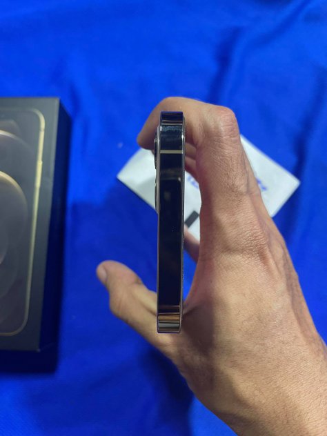 ขายiphone12proสีทอง อุปกรณ์ครบกล่อง128GBราคา29000สภาพสวยประกันเหลือ5เดือน picture